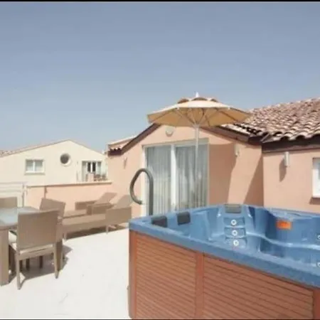 Private Dublex In Wyndham شقة